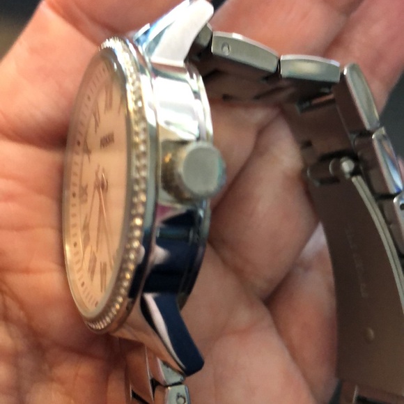 FOSSIL WATCH SILVERTONE - Picture 4 of 6